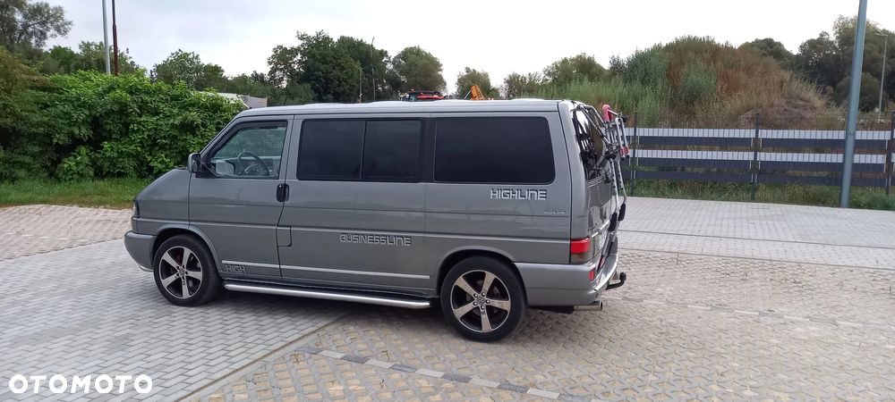 Volkswagen Caravelle - 39