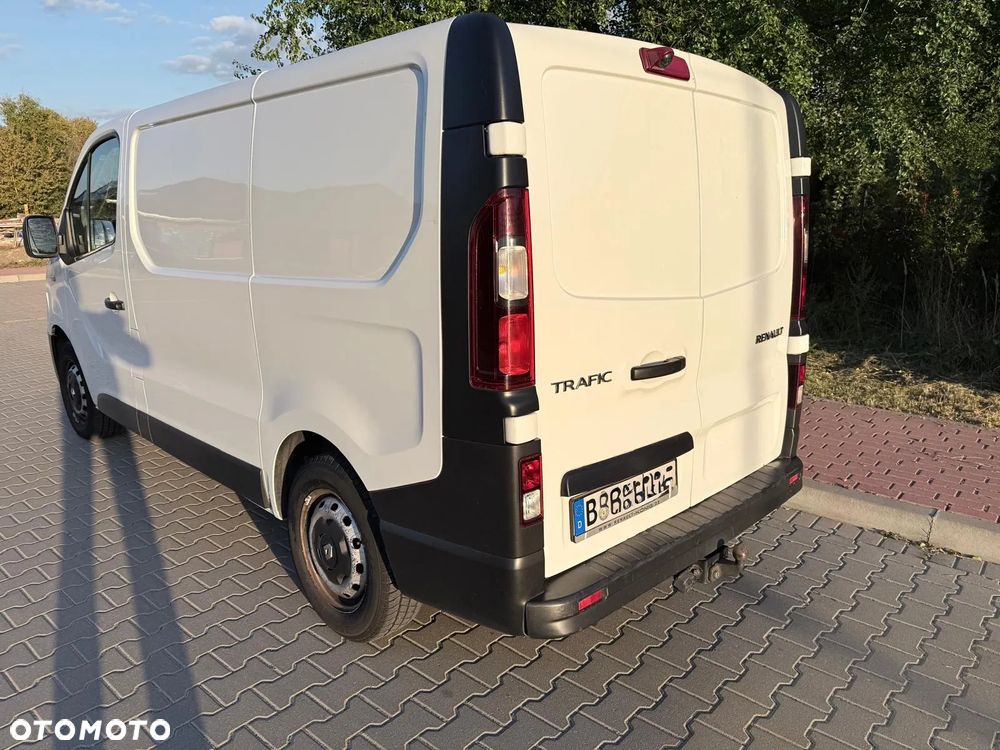 Renault Trafic - 8
