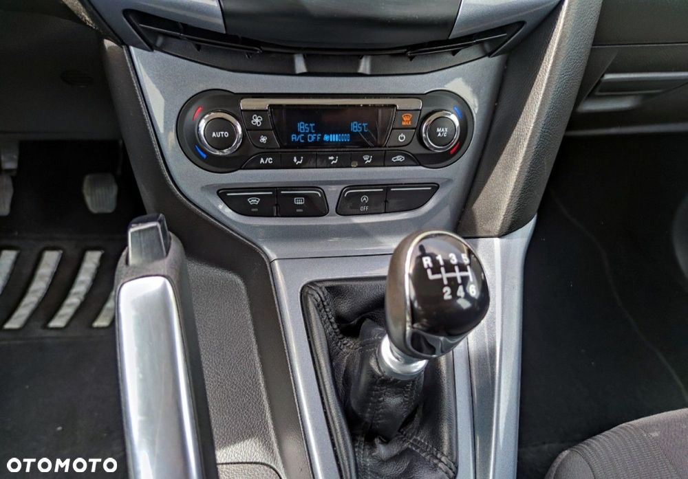 Ford Focus 1.6 TDCi DPF Start-Stopp-System Titanium - 19