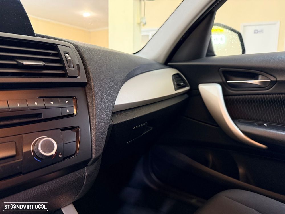 BMW 116 d EDynamics Line Sport - 22