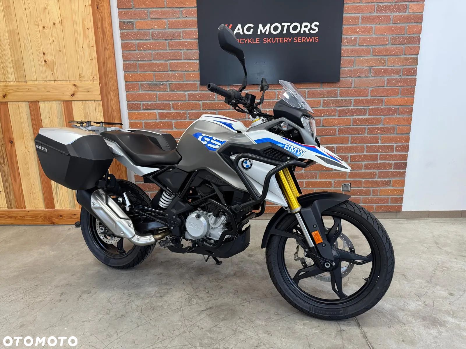 BMW G - 1
