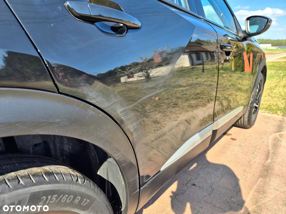 Peugeot 2008 PureTech 130 EAT8 Allure Pack - 27