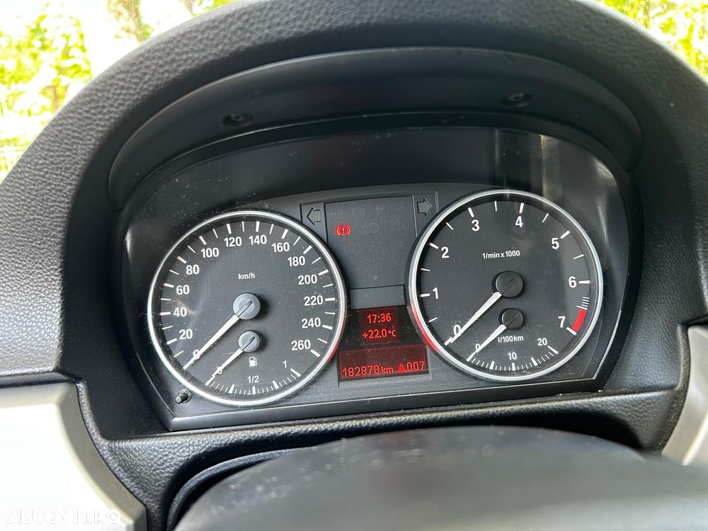 BMW Seria 3 - 8