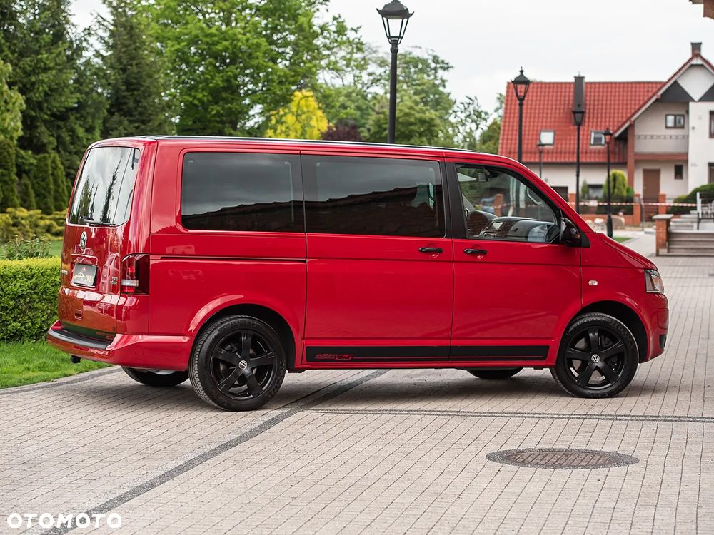 Volkswagen Multivan - 10