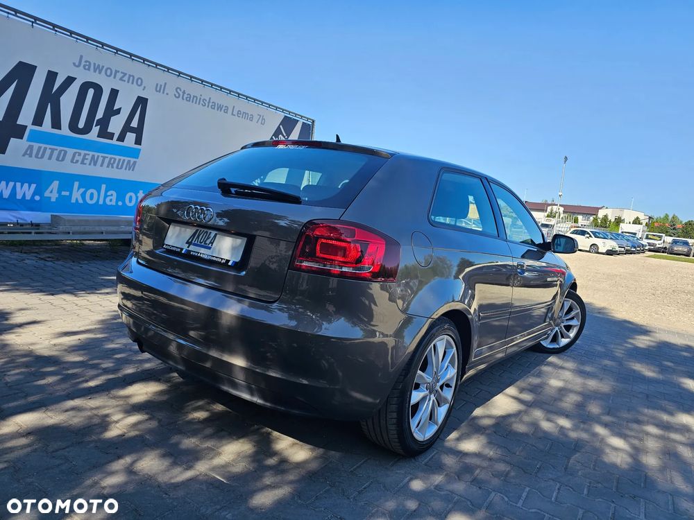 Audi A3 3-drzwiowe 1.2 TFSI Attraction - 3
