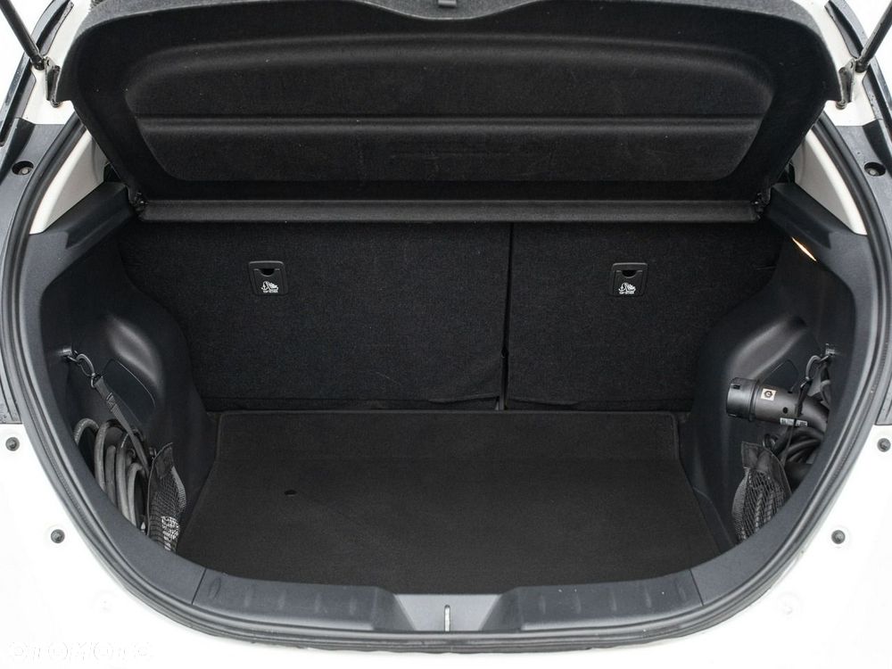Nissan Leaf 40kWh N-Connecta - 28