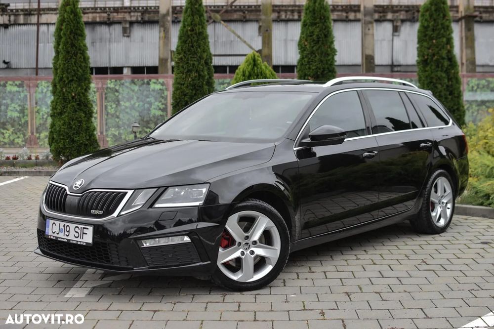 Skoda Octavia 2.0 TDI DSG RS - 3
