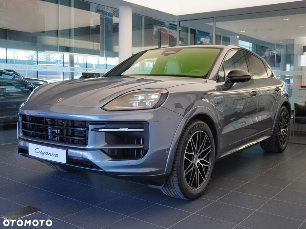 Porsche Cayenne E-Hybrid PHEV Black Edition - 4