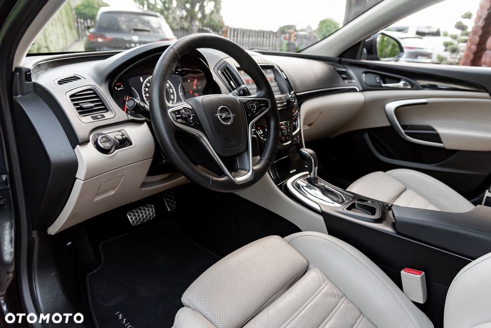 Opel Insignia CT 2.0 CDTI 4x4 - 16