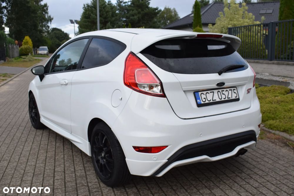 Ford Fiesta 1.6 EcoBoost mit Leder-Sport-Paket ST - 7