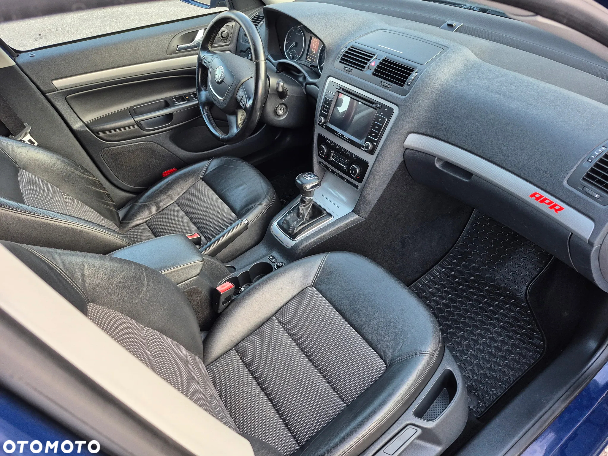 Skoda Octavia 1.8 TSI Ambiente DSG - 14