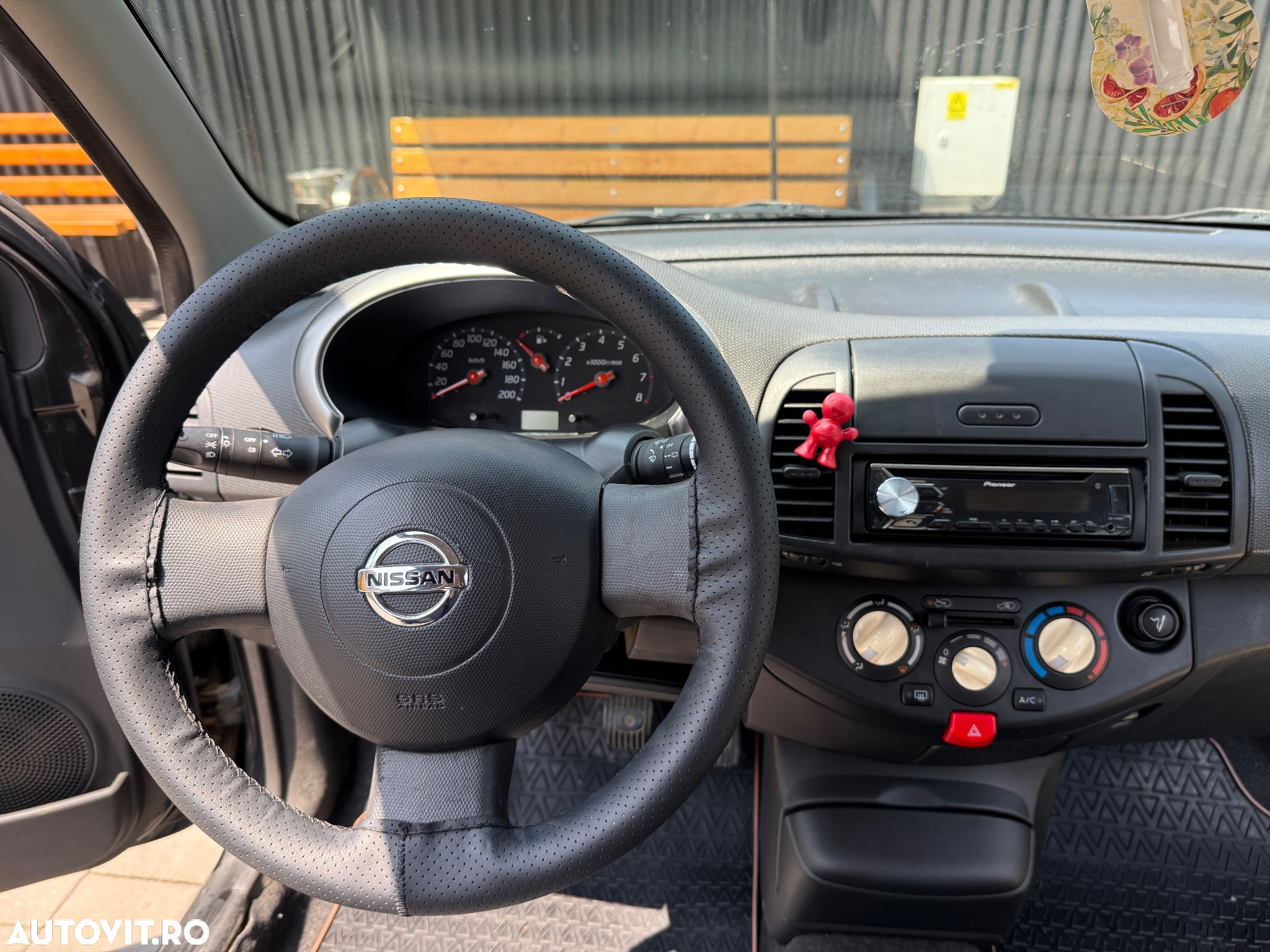 Nissan Micra 1.2 Visia - 6
