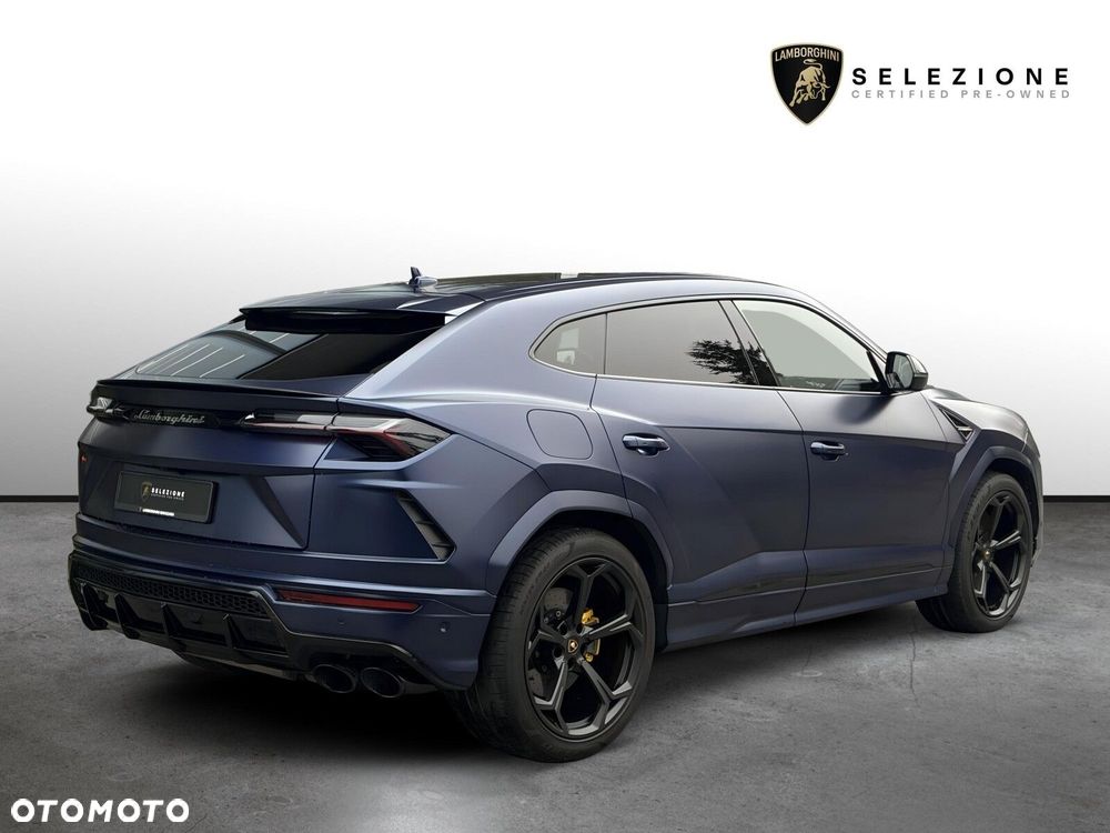 Lamborghini Urus - 3