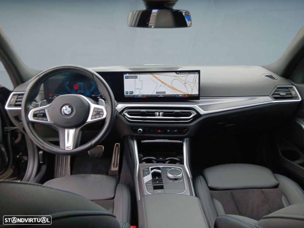 BMW 320 d Touring Pack Desportivo M Auto - 3