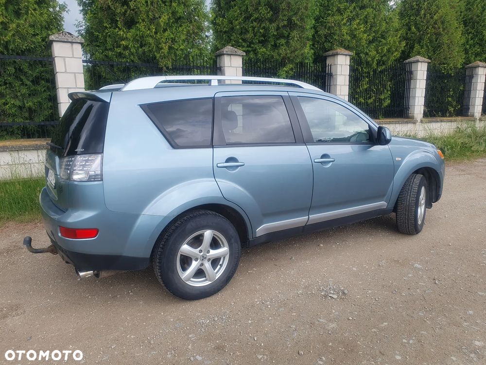 Mitsubishi Outlander 2.0 DID Intense - 10