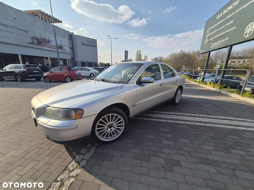 Volvo S60 2.4D Momentum - 3