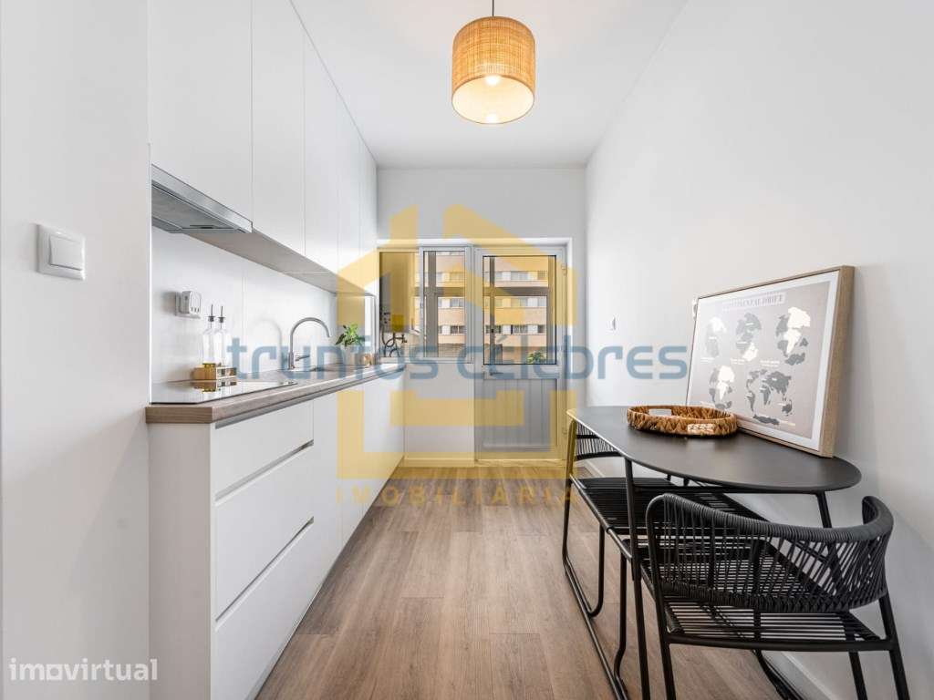T2 Renovado com Vista Mar | em 2ª linha de mar, Caxinas - Vila do C... - Grande imagem: 3/19