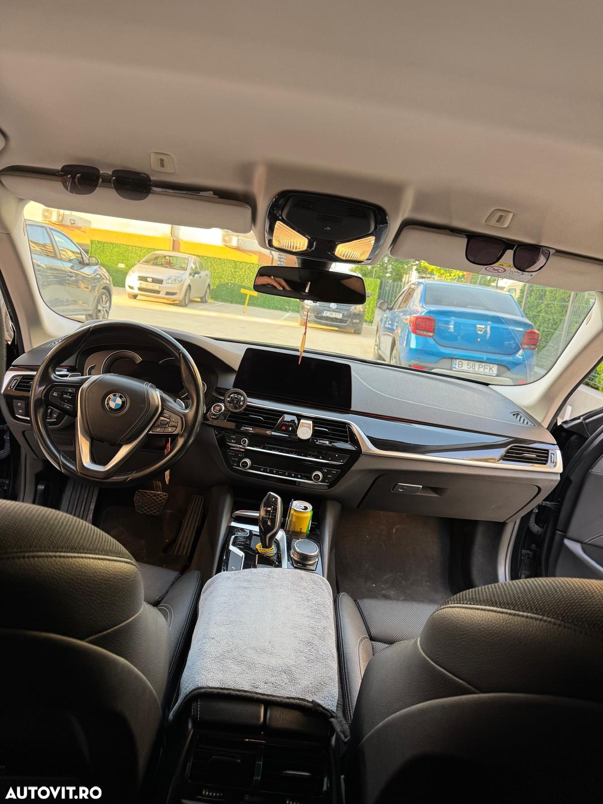 BMW Seria 5 520d AT - 3