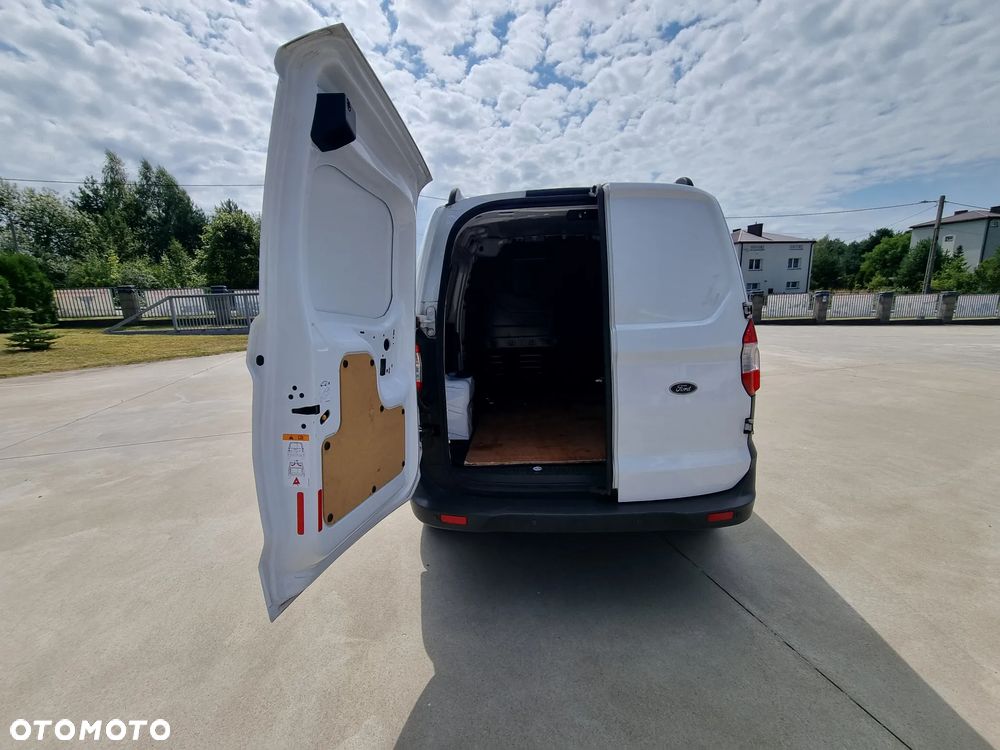 Ford Transit Courier - 6