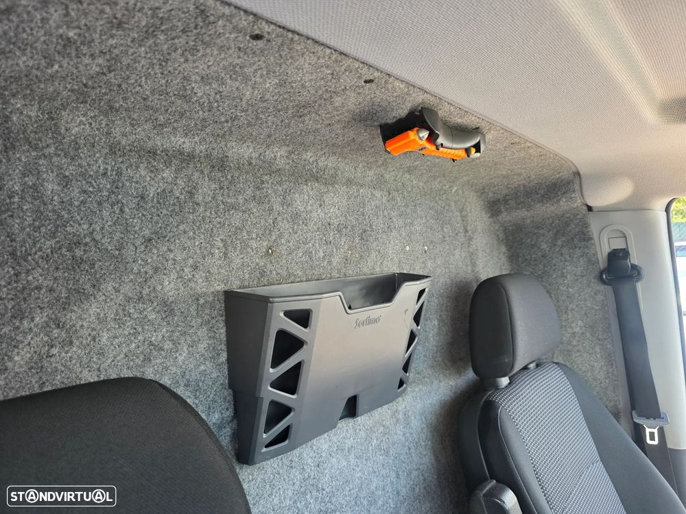 Mercedes-Benz Vito 113 CDI lang - Automática - Tecto Alto - 23