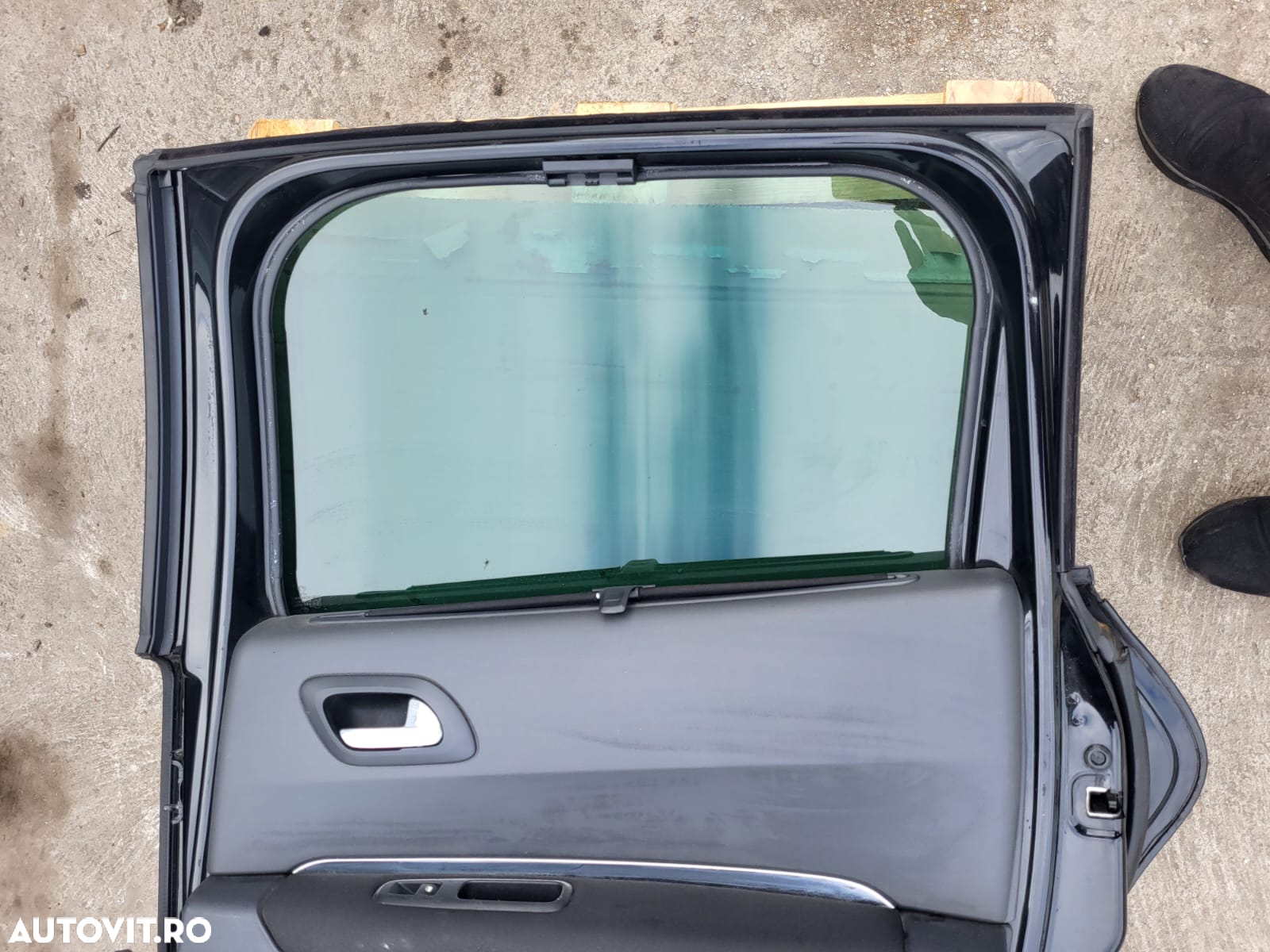 Vindem usa dreapta spate  Peugeot 3008 - 9