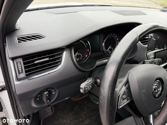 Skoda Octavia - 15