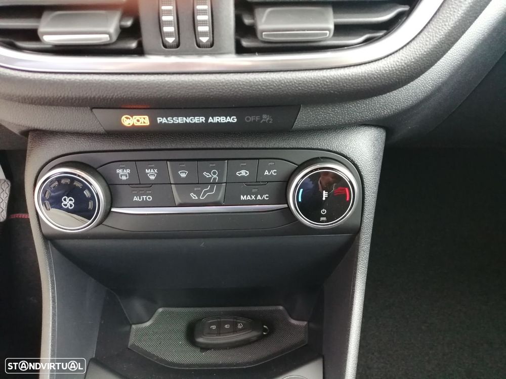 Ford Fiesta 1.0 EcoBoost ST-Line - 9