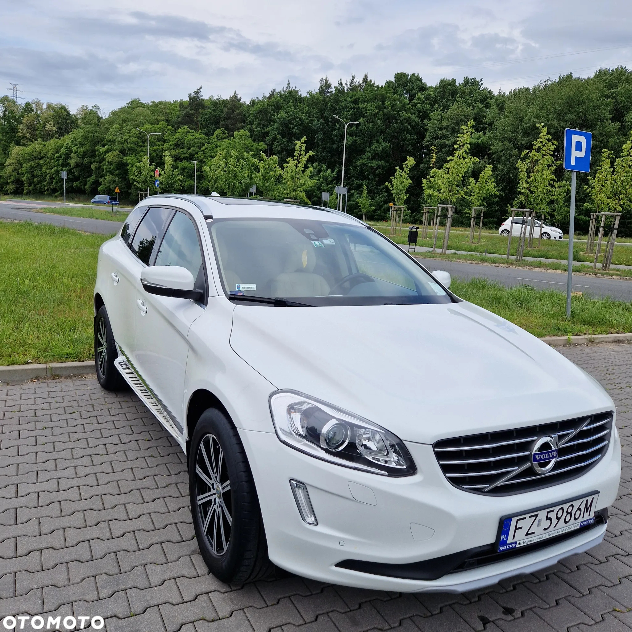 Volvo XC 60 D3 Drive-E Summum - 4