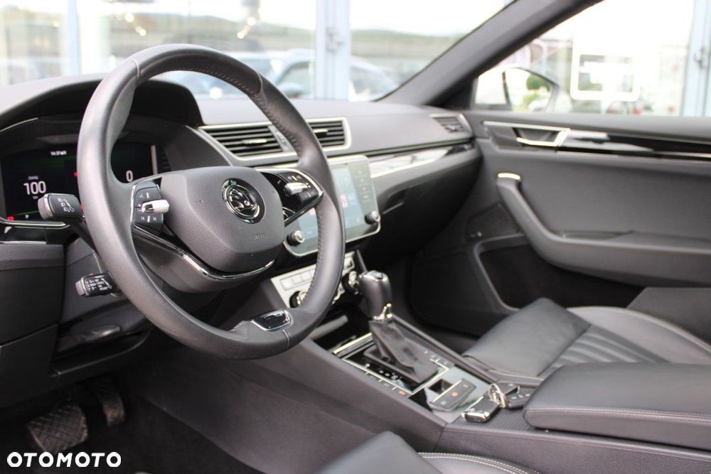 Skoda Superb - 16