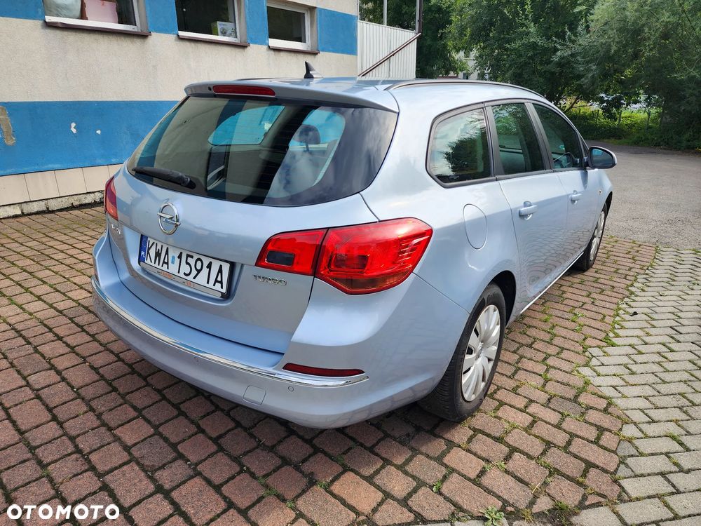 Opel Astra 1.4 Turbo Style - 4