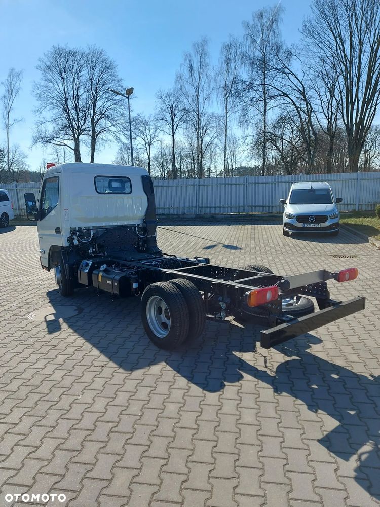 FUSO Canter 3C15 Rama do zabudowy - 5