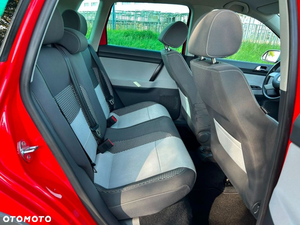 Volkswagen Polo Cross - 13