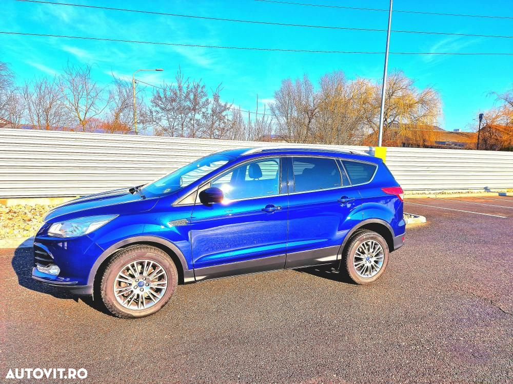 Ford Kuga 2.0 TDCi 4WD Powershift Titanium - 7