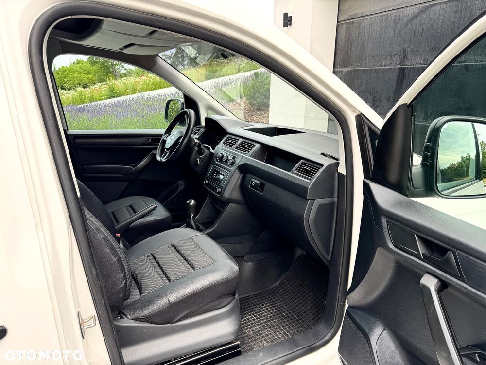 Volkswagen CADDY - 11