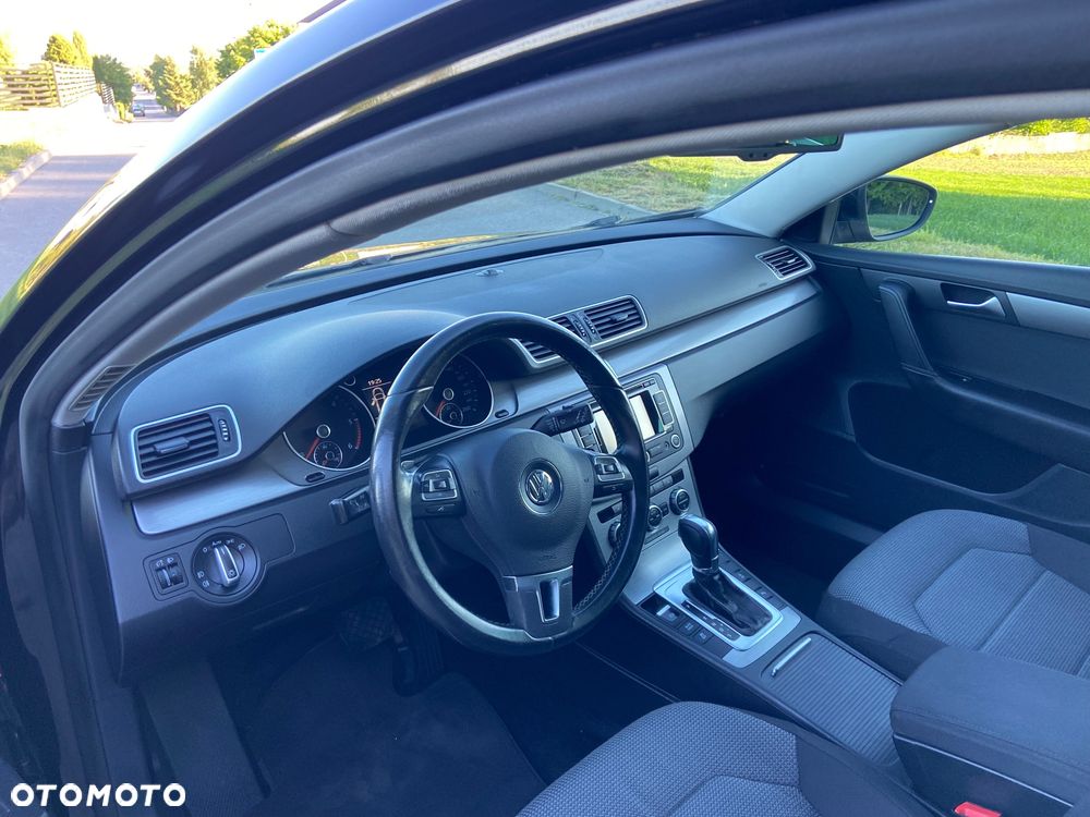 Volkswagen Passat 2.0 TDI Highline DSG - 11
