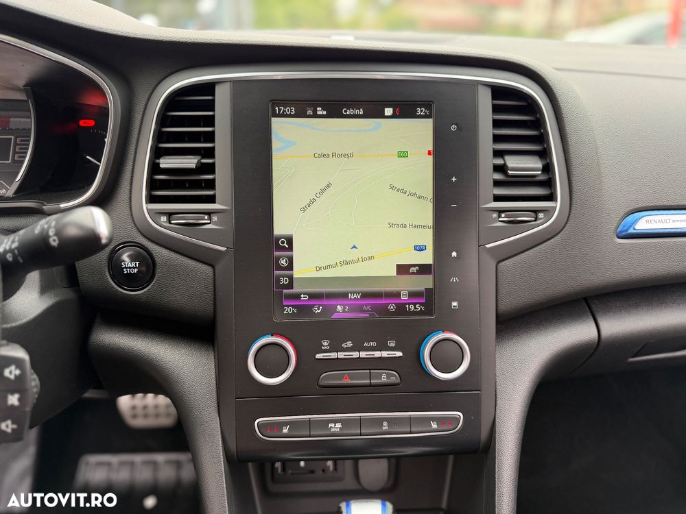 Renault Megane ENERGY TCe 205 EDC GT - 31