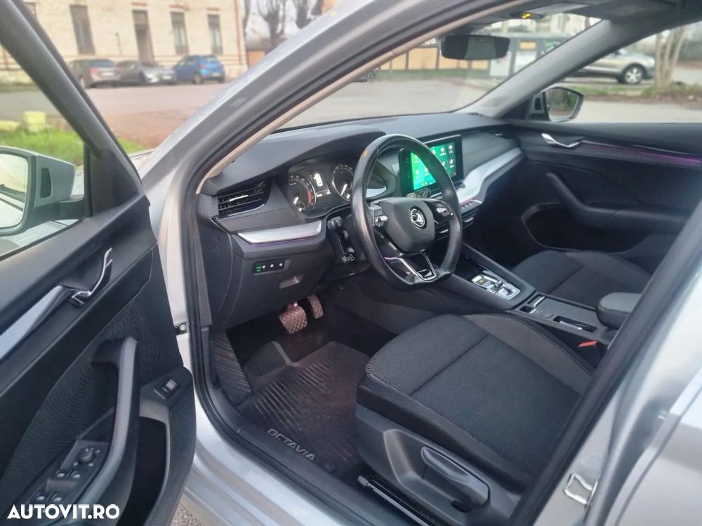 Skoda Octavia Combi Diesel 2.0 TDI DSG Ambition - 7
