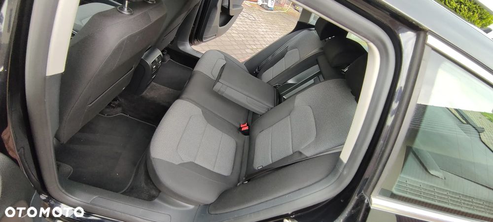 Volkswagen Passat 1.6 TDI Comfortline - 18