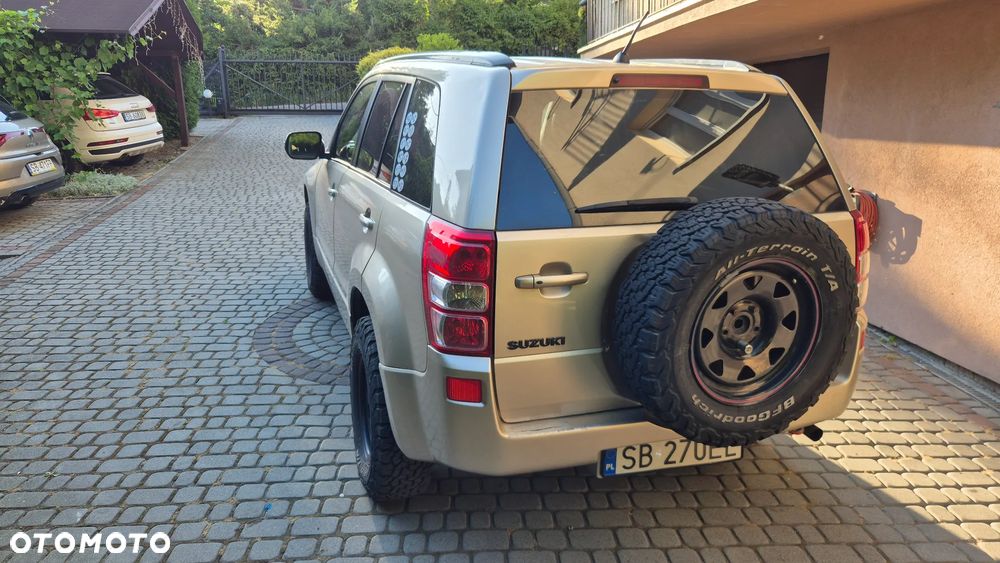 Suzuki Grand Vitara 2.4 De Luxe EU5 - 8