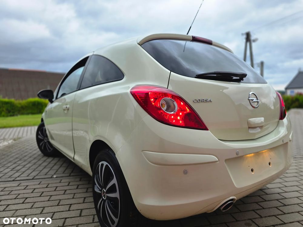 Opel Corsa 1.4 16V Satellite - 5