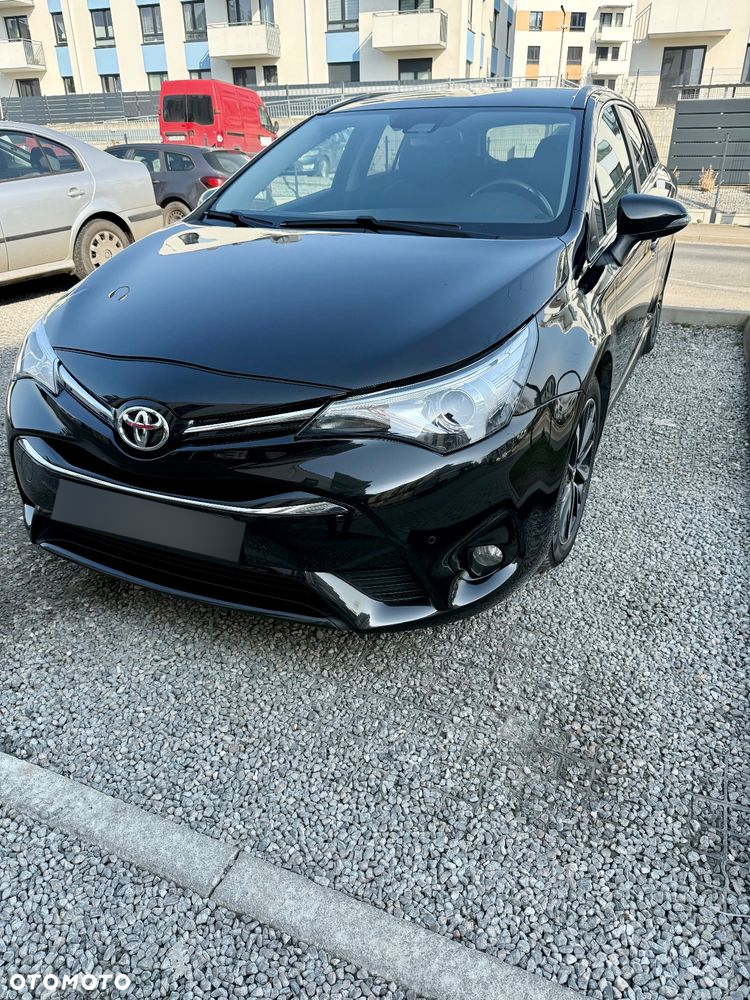 Toyota Avensis 2.0 D-4D Prestige - 6