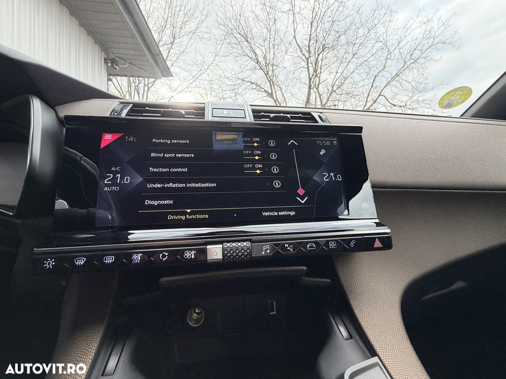 DS Automobiles DS 7 Crossback - 15