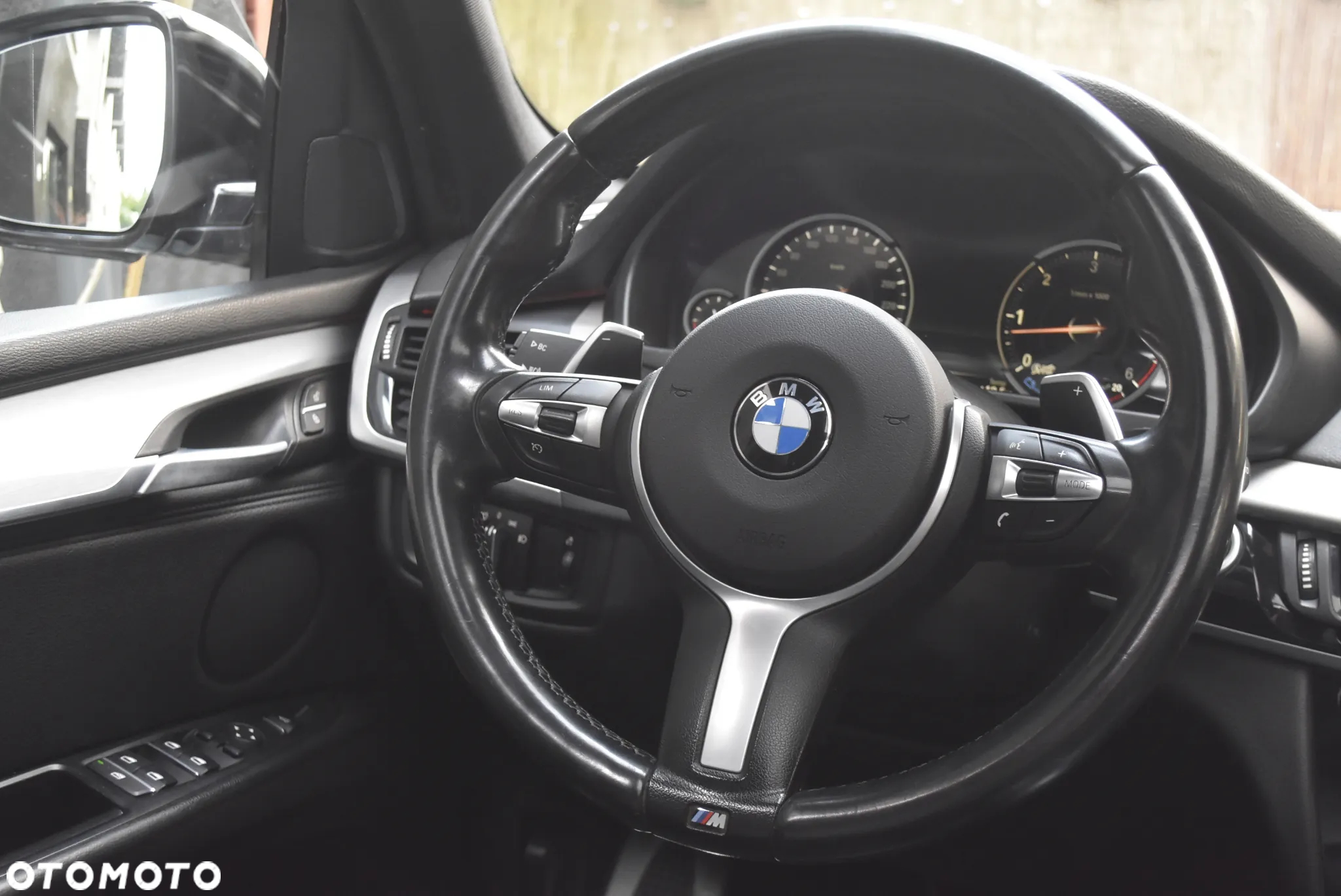 BMW X5 xDrive30d Sport-Aut - 24