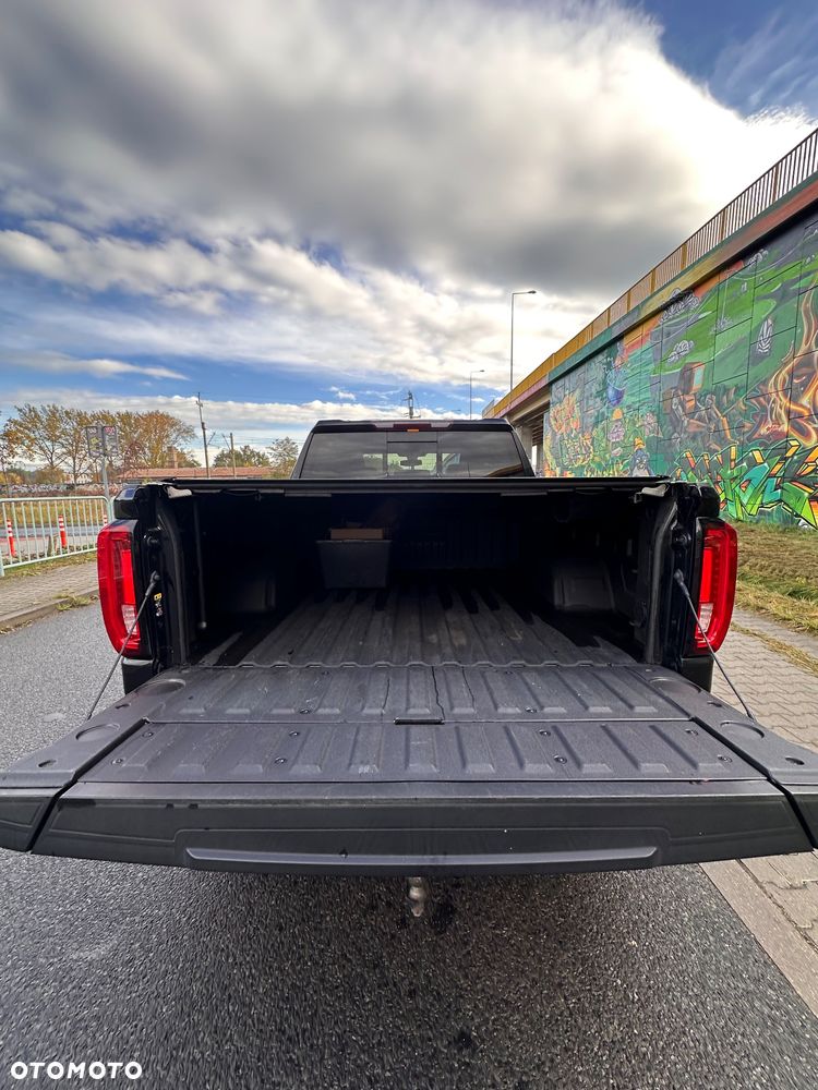 GMC Sierra - 18