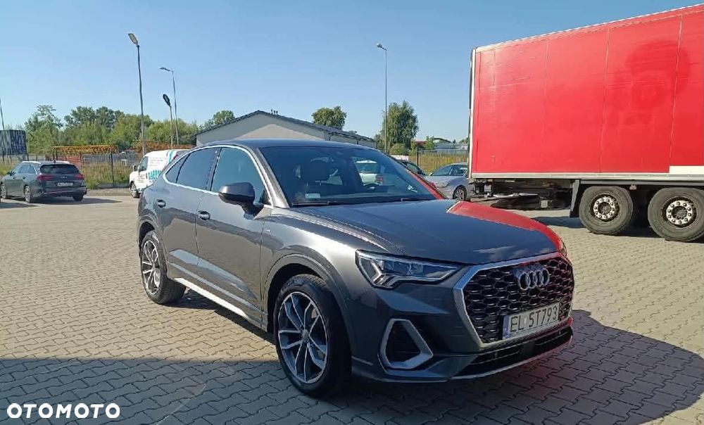 Audi Q3 Sportback - 2