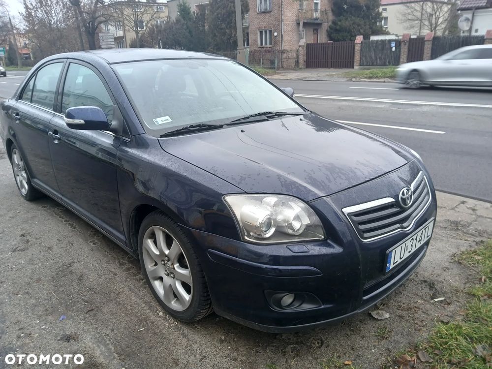 Toyota Avensis 2.0 VVT-i Executive - 7