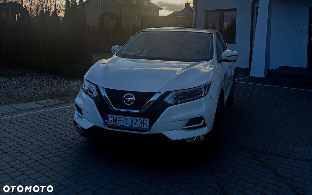 Nissan Qashqai - 2