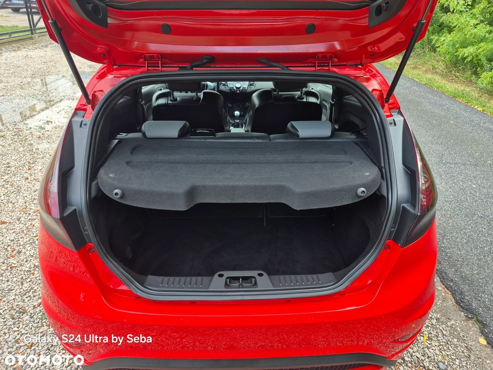 Ford Fiesta 1.6 EcoBoost mit Leder-Sport-Paket ST - 19