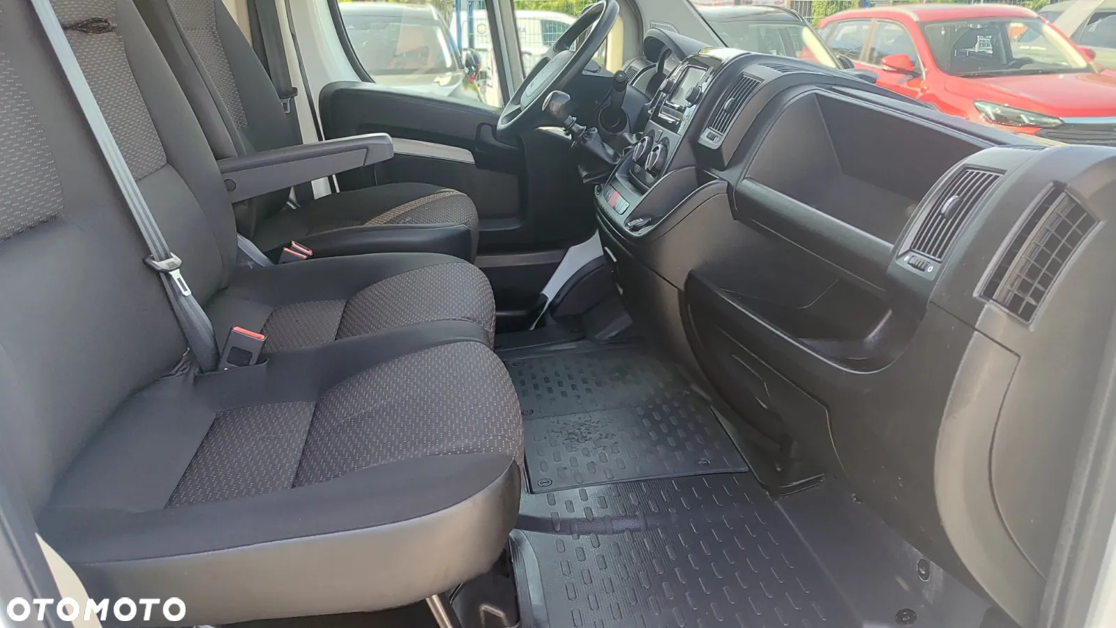Peugeot Boxer - 13