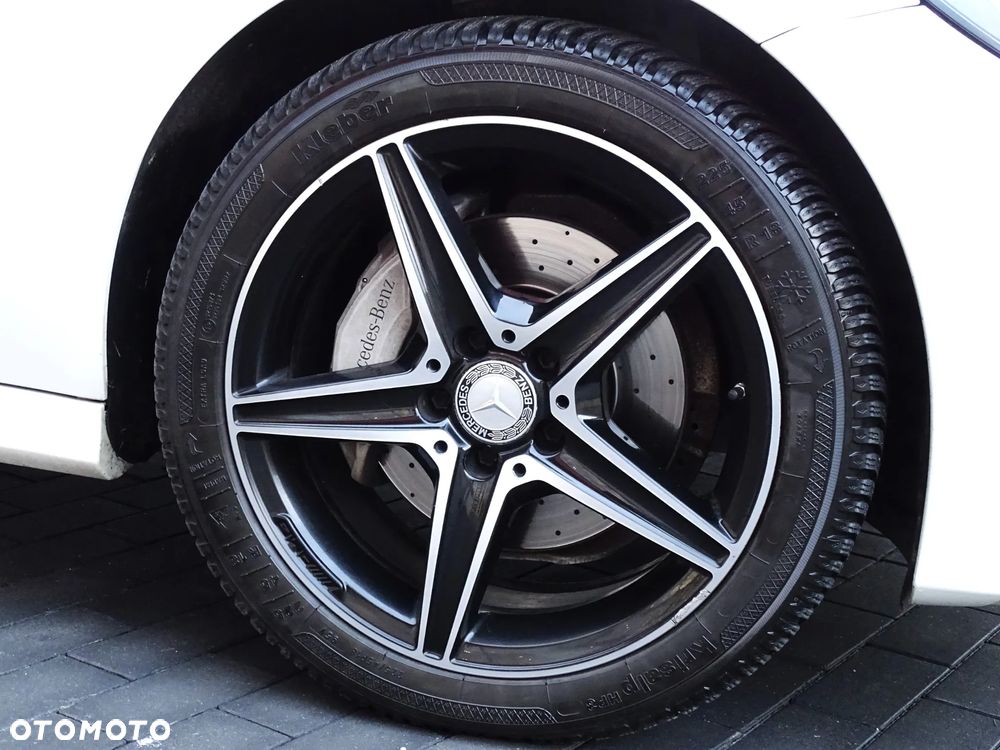 Mercedes-Benz Klasa C 200 7G-TRONIC AMG Line - 18